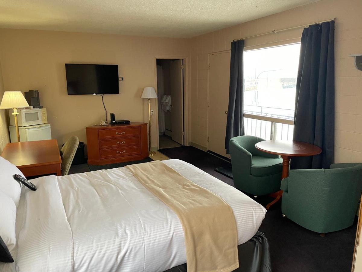 Matador Motel Drayton Valley ภายนอก รูปภาพ