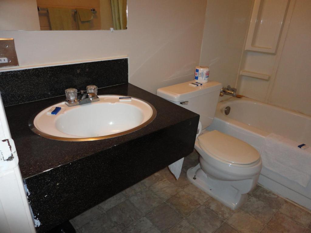 Matador Motel Drayton Valley ภายนอก รูปภาพ
